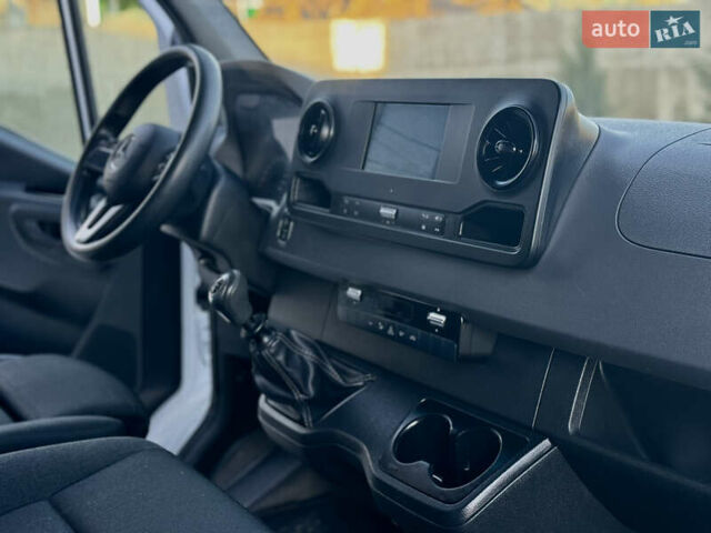 Белый Мерседес Sprinter, объемом двигателя 2.14 л и пробегом 203 тыс. км за 27500 $, фото 42 на Automoto.ua