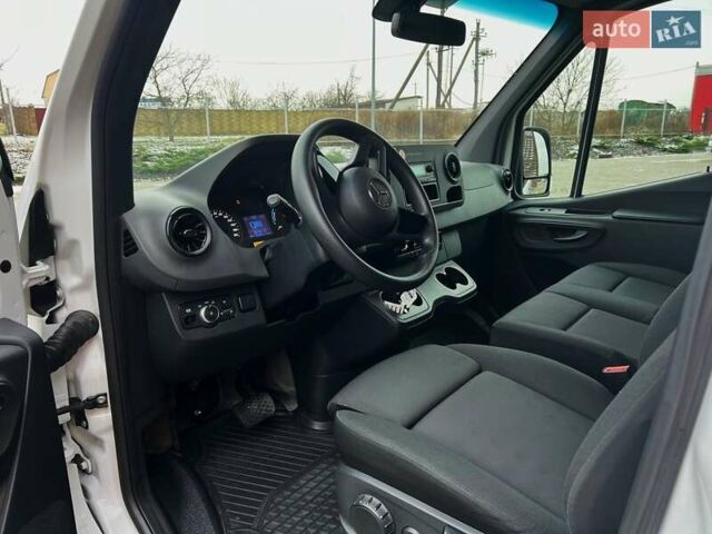 Белый Мерседес Sprinter, объемом двигателя 0 л и пробегом 10 тыс. км за 21500 $, фото 13 на Automoto.ua