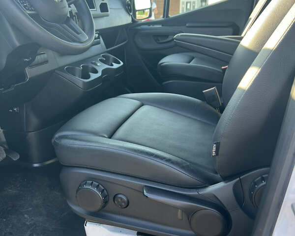 Білий Мерседес Sprinter, об'ємом двигуна 2.99 л та пробігом 136 тис. км за 43000 $, фото 20 на Automoto.ua