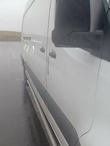 Білий Мерседес Sprinter, об'ємом двигуна 1.95 л та пробігом 300 тис. км за 25999 $, фото 17 на Automoto.ua
