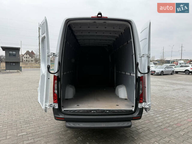 Белый Мерседес Sprinter, объемом двигателя 1.99 л и пробегом 171 тыс. км за 24900 $, фото 9 на Automoto.ua
