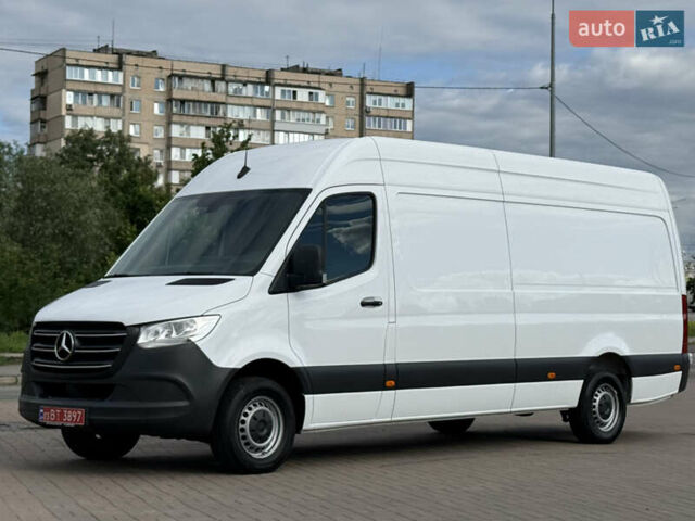 Белый Мерседес Sprinter, объемом двигателя 2.2 л и пробегом 208 тыс. км за 26999 $, фото 9 на Automoto.ua