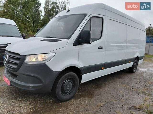 Белый Мерседес Sprinter, объемом двигателя 0 л и пробегом 207 тыс. км за 22600 $, фото 11 на Automoto.ua