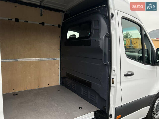 Белый Мерседес Sprinter, объемом двигателя 2 л и пробегом 237 тыс. км за 25499 $, фото 8 на Automoto.ua