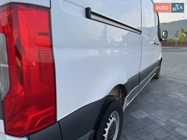 Білий Мерседес Sprinter, об'ємом двигуна 2.14 л та пробігом 332 тис. км за 21863 $, фото 15 на Automoto.ua