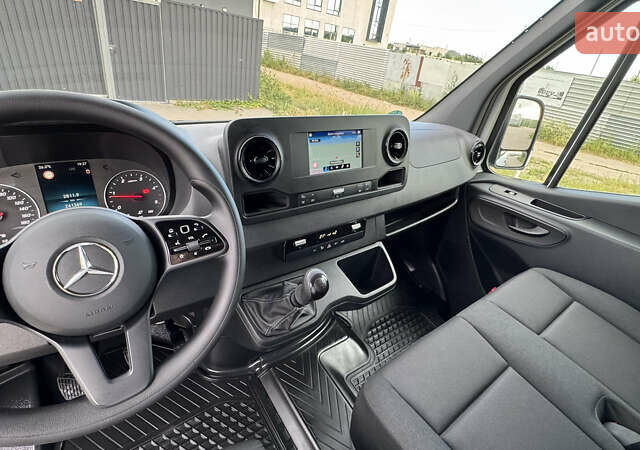 Белый Мерседес Sprinter, объемом двигателя 1.95 л и пробегом 241 тыс. км за 25900 $, фото 39 на Automoto.ua