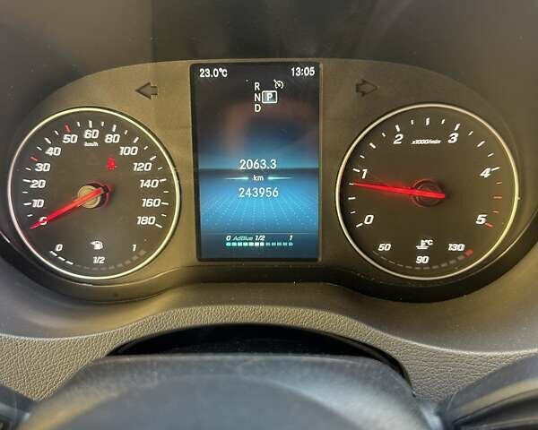 Белый Мерседес Sprinter, объемом двигателя 2 л и пробегом 244 тыс. км за 29800 $, фото 32 на Automoto.ua