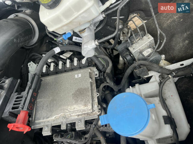 Белый Мерседес Sprinter, объемом двигателя 2 л и пробегом 246 тыс. км за 26650 $, фото 42 на Automoto.ua