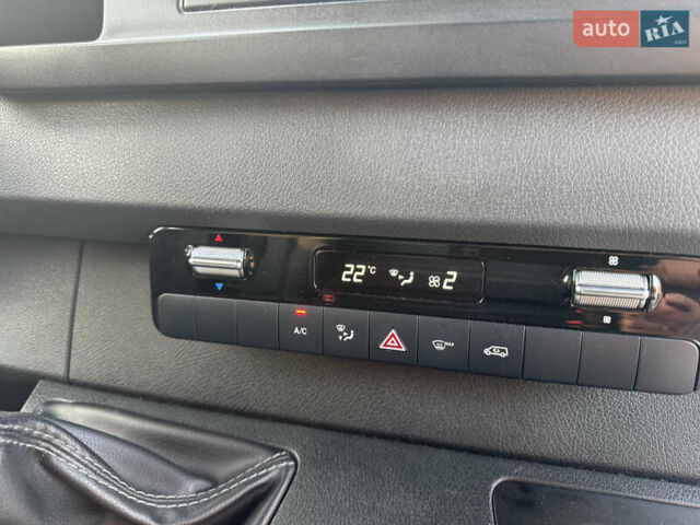 Білий Мерседес Sprinter, об'ємом двигуна 2.14 л та пробігом 332 тис. км за 21863 $, фото 32 на Automoto.ua