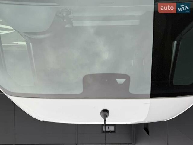 Белый Мерседес Sprinter, объемом двигателя 2 л и пробегом 238 тыс. км за 31950 $, фото 51 на Automoto.ua