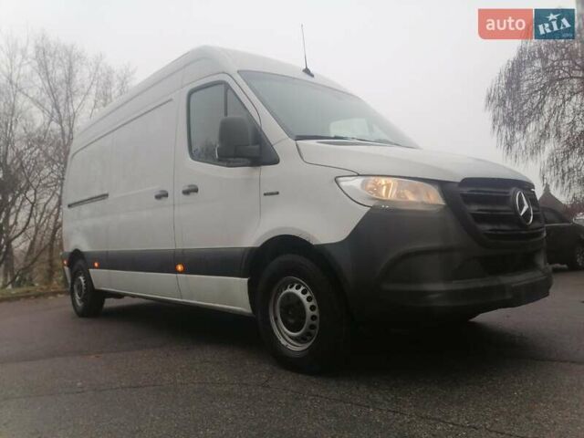 Белый Мерседес Sprinter, объемом двигателя 0 л и пробегом 25 тыс. км за 19900 $, фото 8 на Automoto.ua