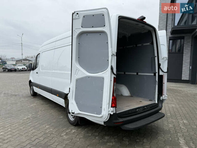 Белый Мерседес Sprinter, объемом двигателя 1.99 л и пробегом 171 тыс. км за 24900 $, фото 12 на Automoto.ua