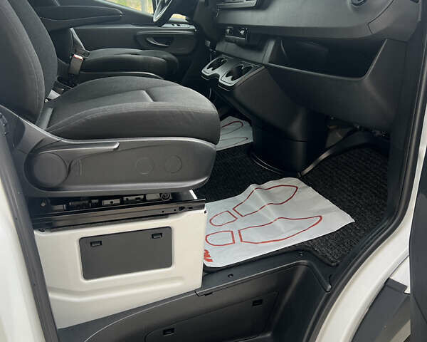 Белый Мерседес Sprinter, объемом двигателя 2 л и пробегом 246 тыс. км за 26650 $, фото 28 на Automoto.ua