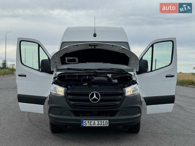 Белый Мерседес Sprinter, объемом двигателя 2.2 л и пробегом 299 тыс. км за 25900 $, фото 34 на Automoto.ua
