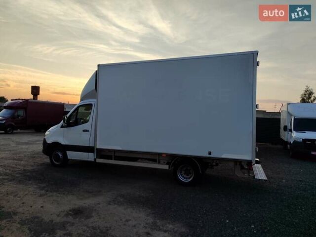 Белый Мерседес Sprinter, объемом двигателя 2.1 л и пробегом 300 тыс. км за 26400 $, фото 5 на Automoto.ua
