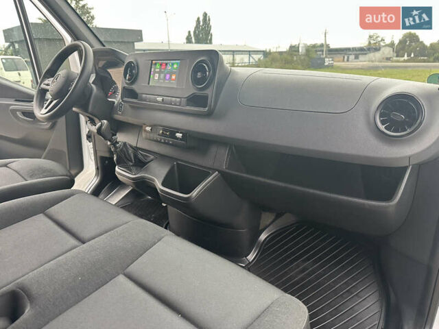 Мерседес Sprinter 2021 у Ковель на Automoto.ua Білий Мерседес Sprinter, об'ємом двигуна 1.95 л та пробігом 305 тис. км за 25200 $, фото 34 на Automoto.ua