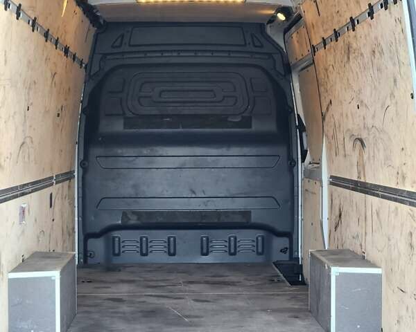 Белый Мерседес Sprinter, объемом двигателя 2.14 л и пробегом 46 тыс. км за 35800 $, фото 7 на Automoto.ua
