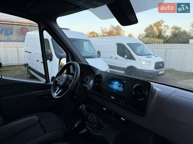 Белый Мерседес Sprinter, объемом двигателя 2 л и пробегом 311 тыс. км за 23900 $, фото 24 на Automoto.ua