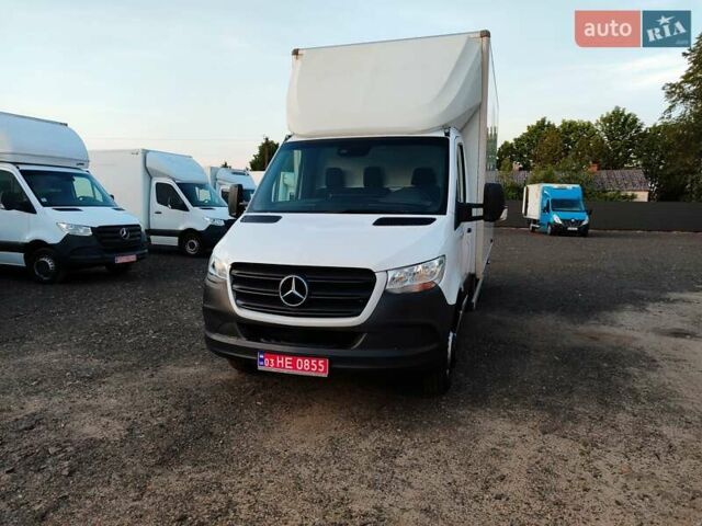 Белый Мерседес Sprinter, объемом двигателя 2.1 л и пробегом 300 тыс. км за 26400 $, фото 2 на Automoto.ua