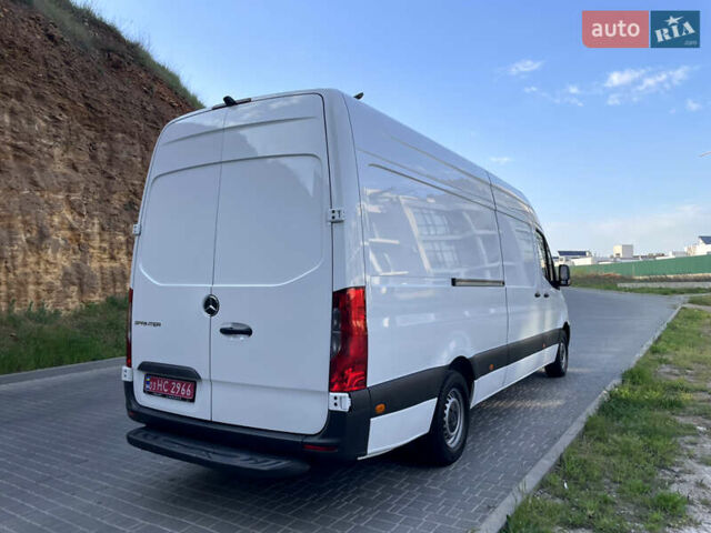 Белый Мерседес Sprinter, объемом двигателя 2.2 л и пробегом 298 тыс. км за 25600 $, фото 18 на Automoto.ua