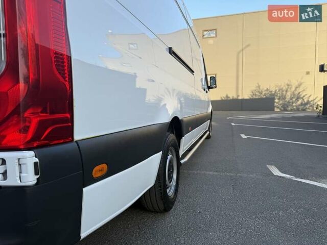 Белый Мерседес Sprinter, объемом двигателя 2 л и пробегом 235 тыс. км за 30850 $, фото 14 на Automoto.ua