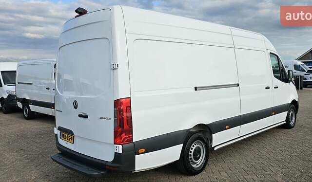 Белый Мерседес Sprinter, объемом двигателя 2 л и пробегом 275 тыс. км за 27900 $, фото 13 на Automoto.ua