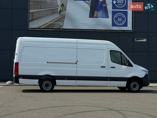 Белый Мерседес Sprinter, объемом двигателя 2.14 л и пробегом 245 тыс. км за 24500 $, фото 6 на Automoto.ua