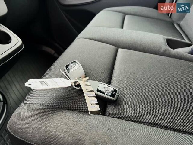 Белый Мерседес Sprinter, объемом двигателя 0 л и пробегом 10 тыс. км за 21500 $, фото 22 на Automoto.ua