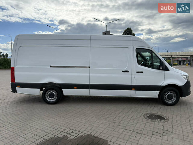 Белый Мерседес Sprinter, объемом двигателя 2.2 л и пробегом 208 тыс. км за 26999 $, фото 25 на Automoto.ua