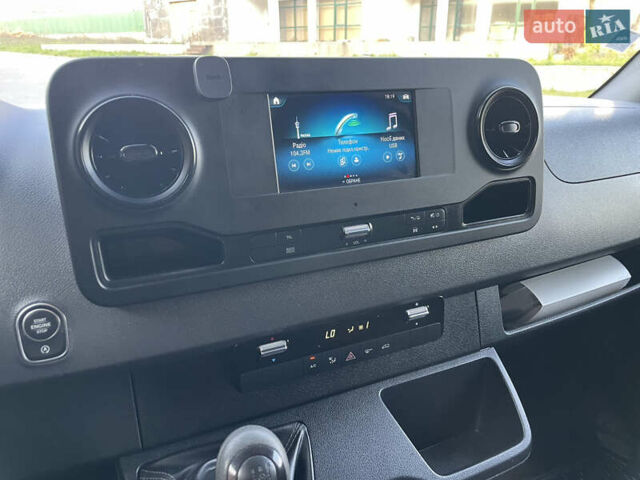 Белый Мерседес Sprinter, объемом двигателя 2.2 л и пробегом 298 тыс. км за 25600 $, фото 51 на Automoto.ua