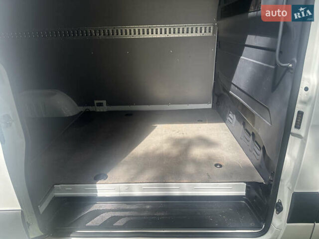 Белый Мерседес Sprinter, объемом двигателя 2 л и пробегом 311 тыс. км за 26300 $, фото 16 на Automoto.ua