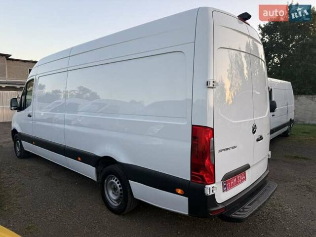 Белый Мерседес Sprinter, объемом двигателя 2 л и пробегом 311 тыс. км за 23900 $, фото 41 на Automoto.ua