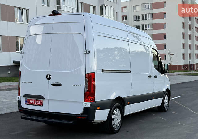 Белый Мерседес Sprinter, объемом двигателя 0 л и пробегом 239 тыс. км за 25900 $, фото 7 на Automoto.ua