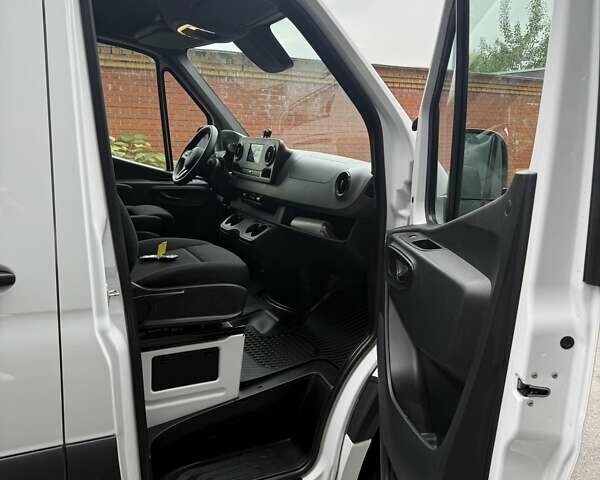Білий Мерседес Sprinter, об'ємом двигуна 2 л та пробігом 238 тис. км за 32950 $, фото 34 на Automoto.ua