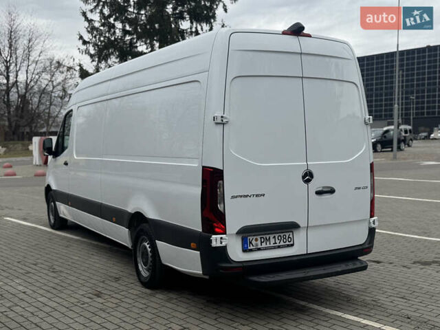 Белый Мерседес Sprinter, объемом двигателя 2.2 л и пробегом 285 тыс. км за 27000 $, фото 23 на Automoto.ua