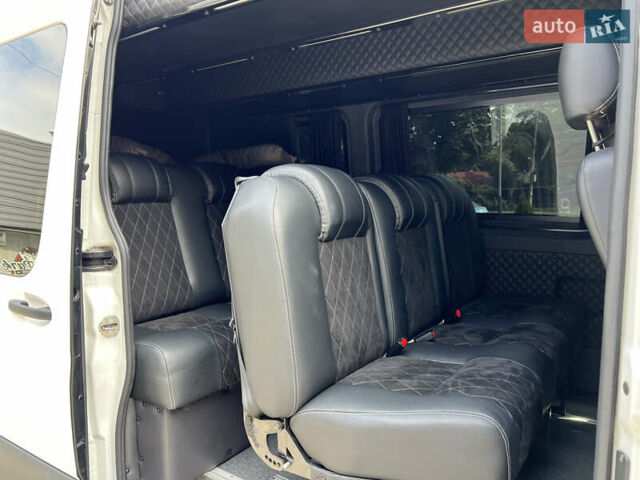 Белый Мерседес Sprinter, объемом двигателя 3 л и пробегом 121 тыс. км за 68715 $, фото 22 на Automoto.ua