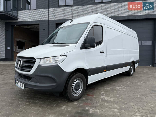 Белый Мерседес Sprinter, объемом двигателя 1.99 л и пробегом 171 тыс. км за 24900 $, фото 2 на Automoto.ua