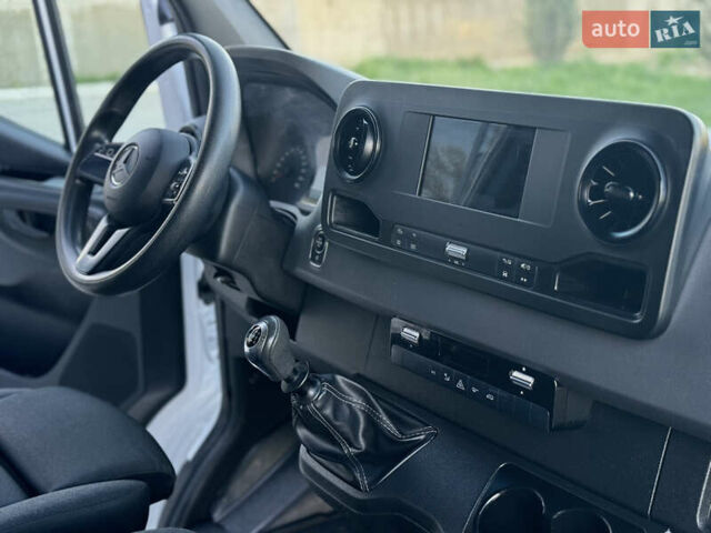 Белый Мерседес Sprinter, объемом двигателя 2.14 л и пробегом 203 тыс. км за 27500 $, фото 45 на Automoto.ua