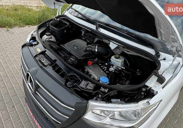 Белый Мерседес Sprinter, объемом двигателя 1.95 л и пробегом 241 тыс. км за 25900 $, фото 65 на Automoto.ua
