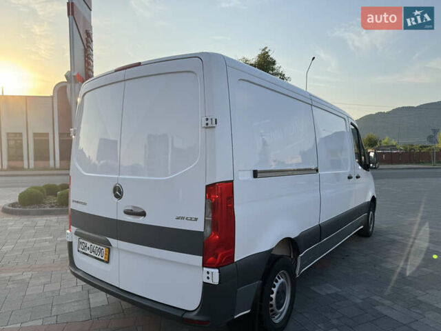 Білий Мерседес Sprinter, об'ємом двигуна 2.14 л та пробігом 332 тис. км за 21863 $, фото 14 на Automoto.ua