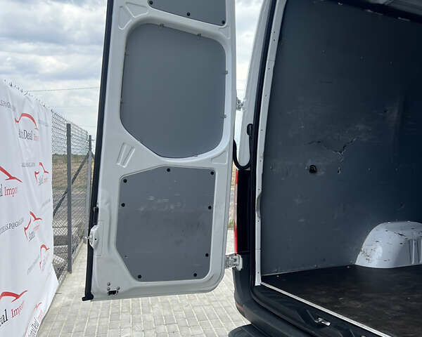 Белый Мерседес Sprinter, объемом двигателя 2 л и пробегом 246 тыс. км за 26650 $, фото 10 на Automoto.ua