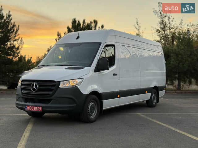 Белый Мерседес Sprinter, объемом двигателя 2 л и пробегом 240 тыс. км за 25999 $, фото 30 на Automoto.ua