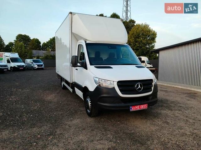 Белый Мерседес Sprinter, объемом двигателя 2.1 л и пробегом 300 тыс. км за 26400 $, фото 1 на Automoto.ua