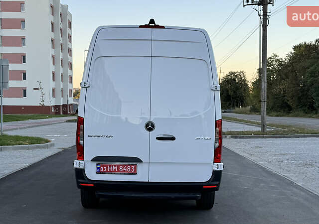 Белый Мерседес Sprinter, объемом двигателя 0 л и пробегом 239 тыс. км за 25900 $, фото 6 на Automoto.ua