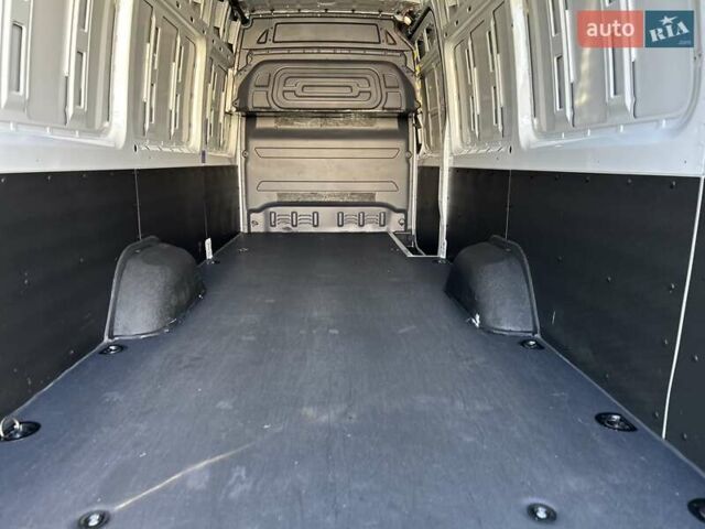 Білий Мерседес Sprinter, об'ємом двигуна 2.08 л та пробігом 145 тис. км за 28999 $, фото 31 на Automoto.ua