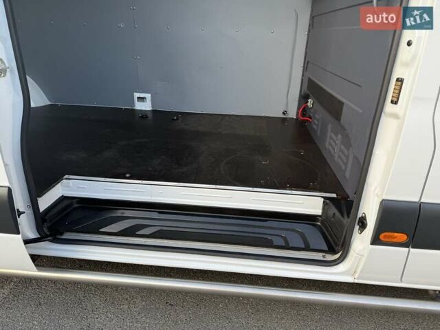 Белый Мерседес Sprinter, объемом двигателя 2 л и пробегом 235 тыс. км за 30850 $, фото 54 на Automoto.ua