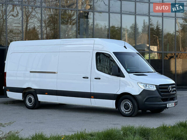 Белый Мерседес Sprinter, объемом двигателя 2.14 л и пробегом 203 тыс. км за 27500 $, фото 2 на Automoto.ua