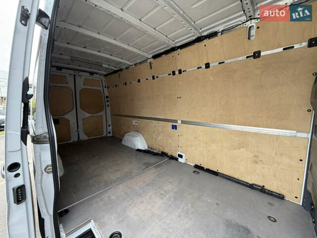 Белый Мерседес Sprinter, объемом двигателя 2 л и пробегом 240 тыс. км за 25999 $, фото 68 на Automoto.ua