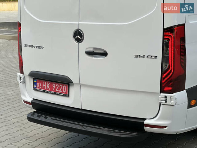Белый Мерседес Sprinter, объемом двигателя 2.2 л и пробегом 253 тыс. км за 24700 $, фото 56 на Automoto.ua