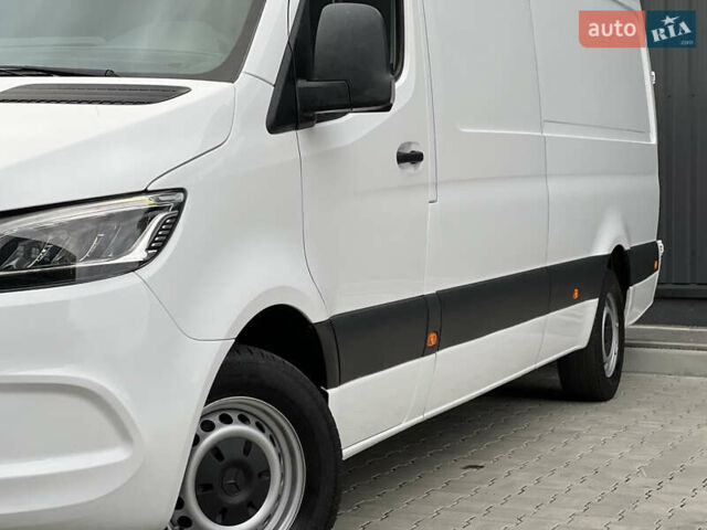 Белый Мерседес Sprinter, объемом двигателя 2.2 л и пробегом 253 тыс. км за 24700 $, фото 43 на Automoto.ua